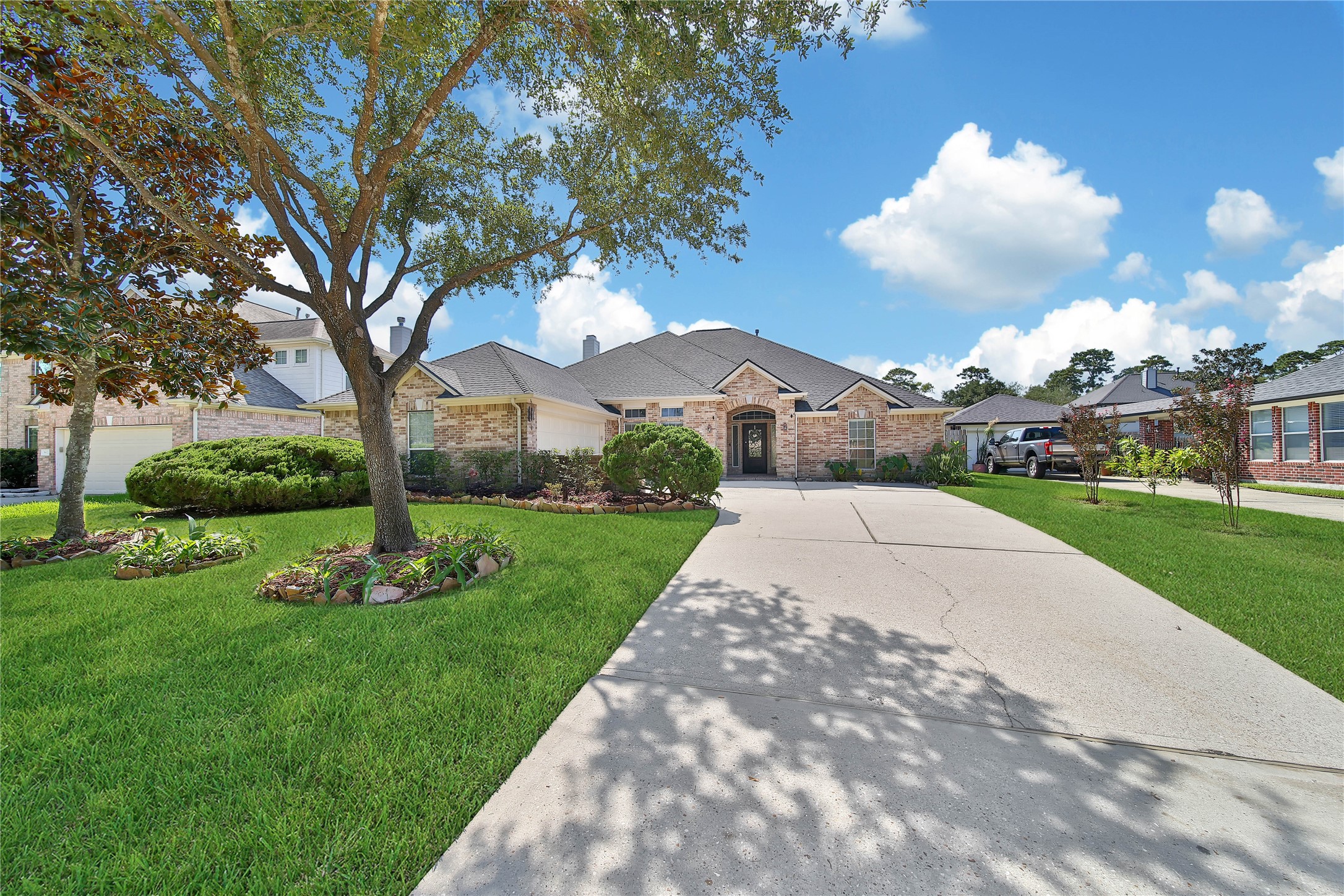 5918 Greenway Manor Lane