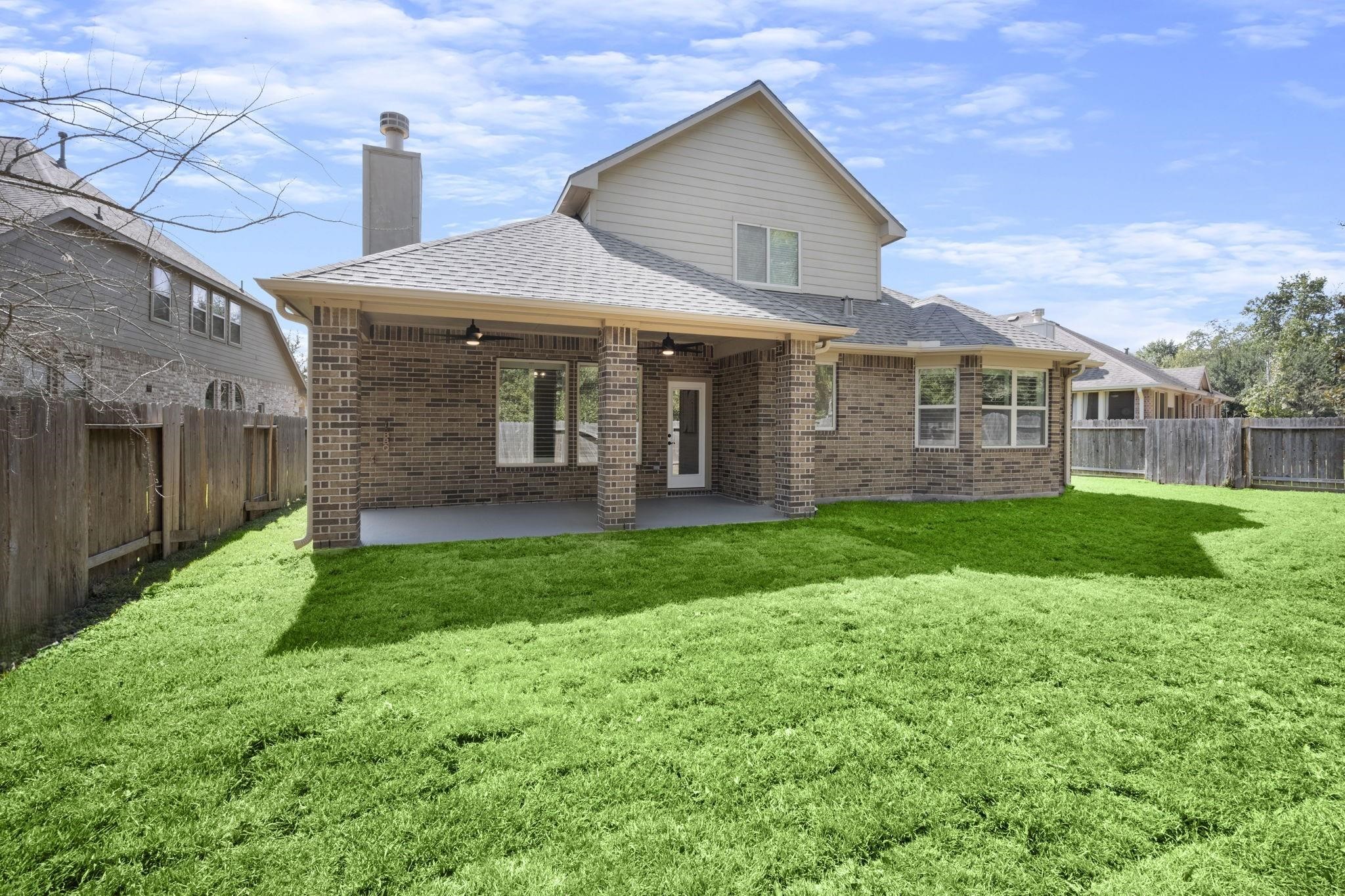 Listing photo 2