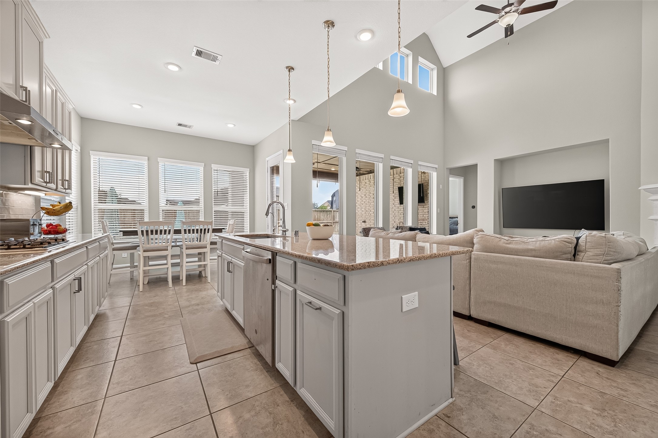 938 Orange Zest Lane