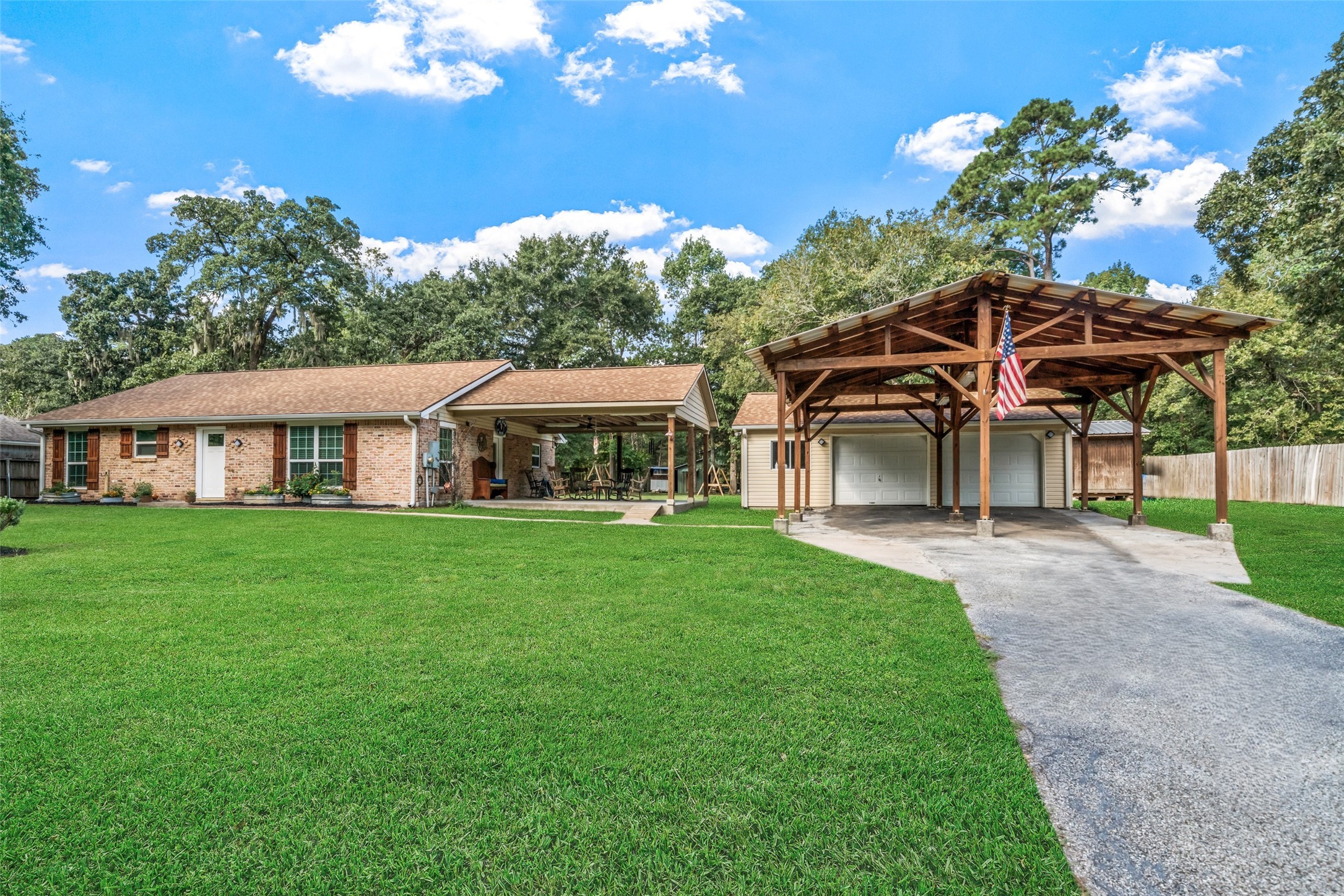32606 Dogwood Trail
