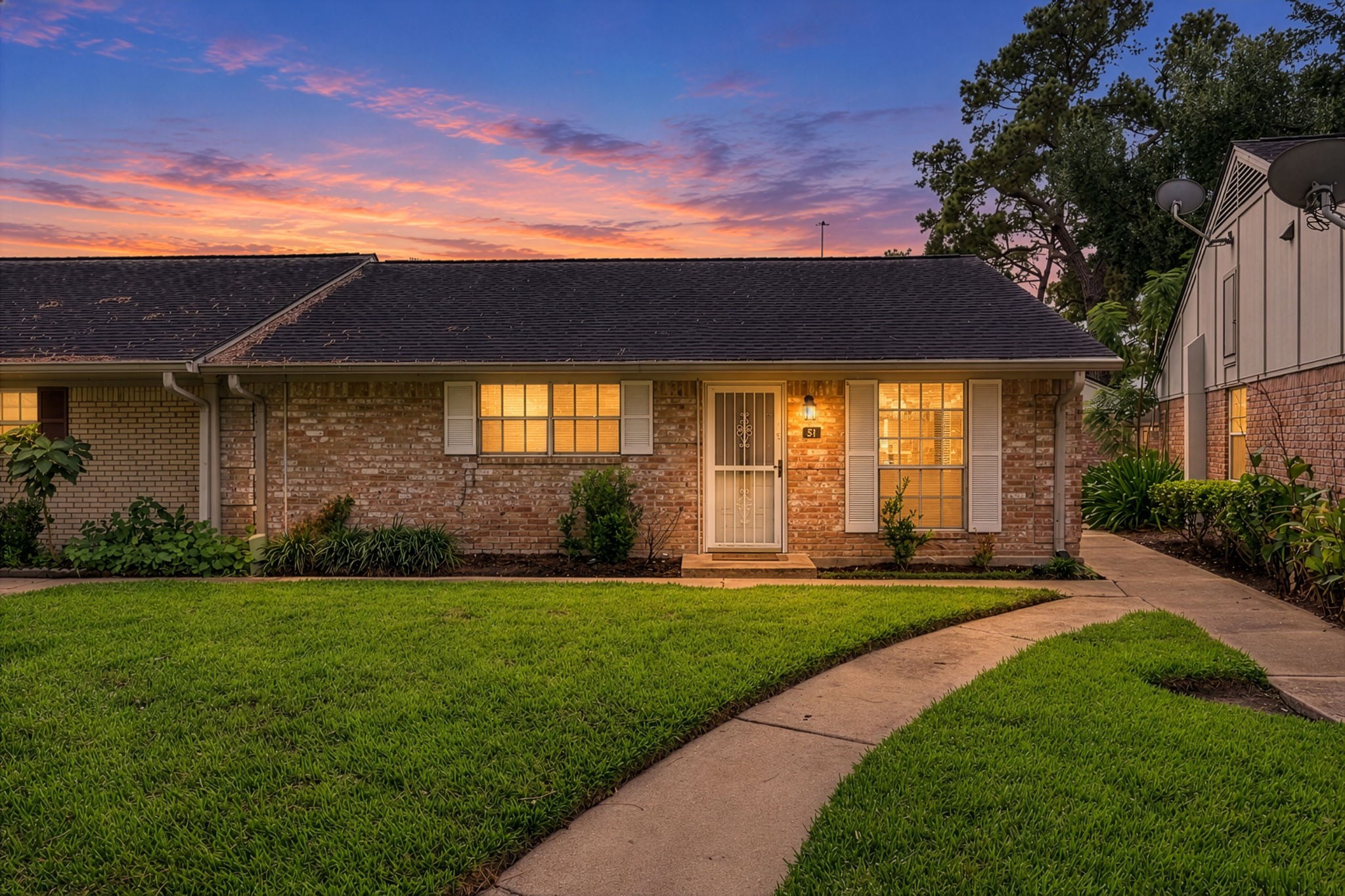 1016 Tri Oaks Lane