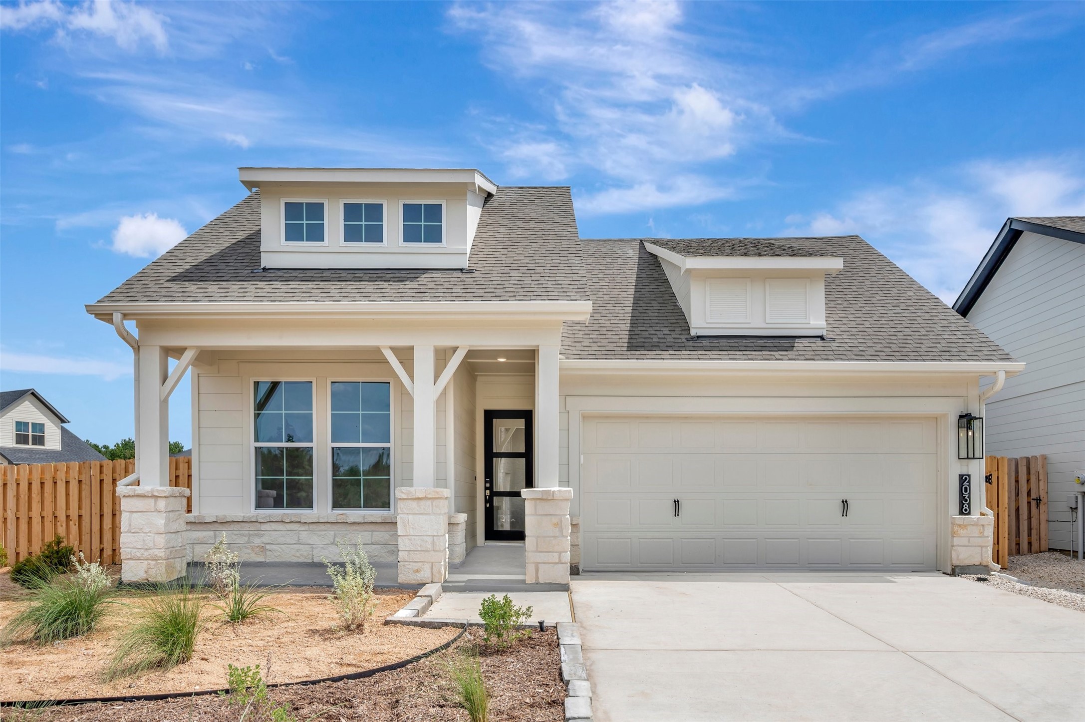2038 Lobo Court