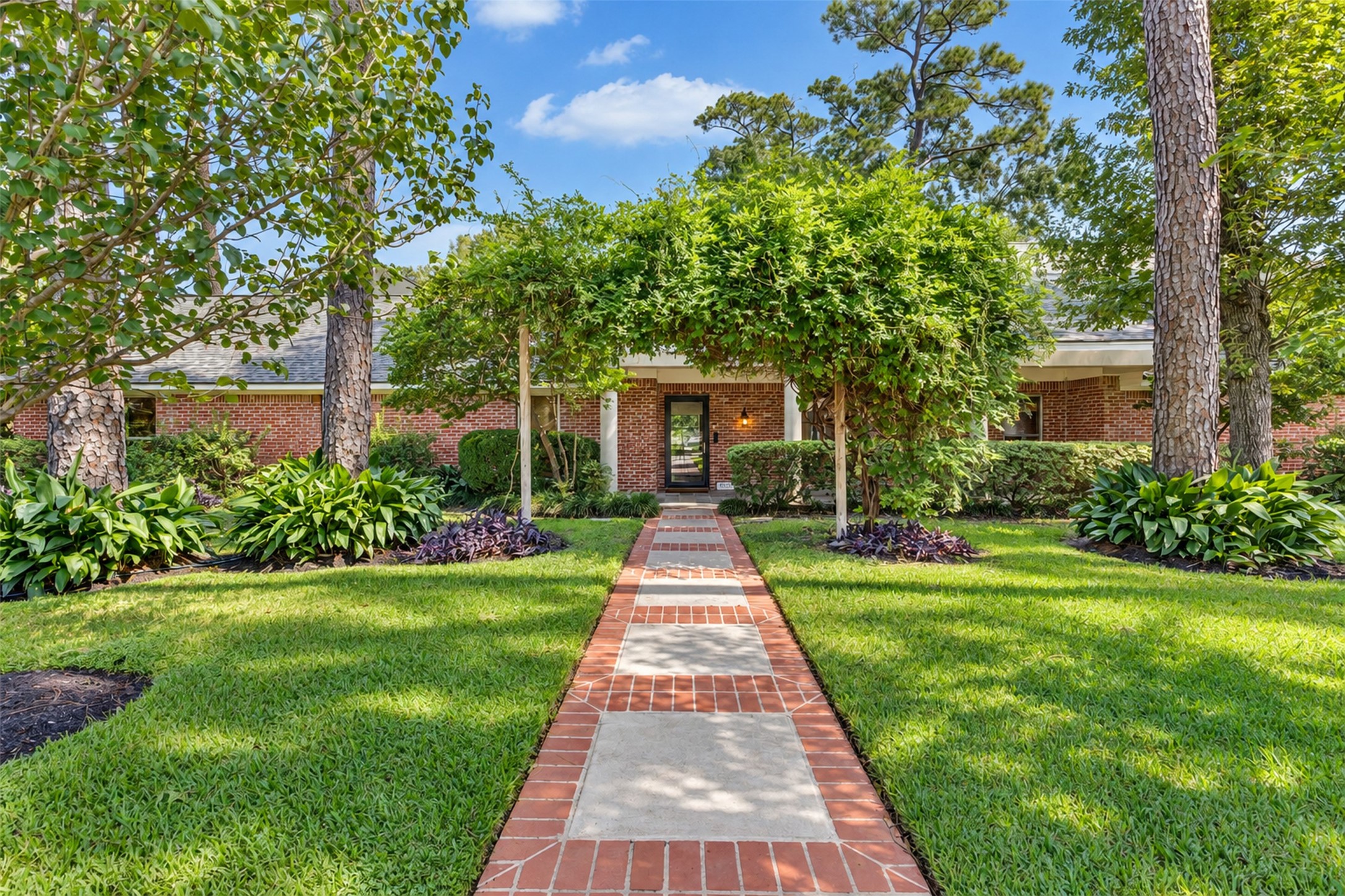 802 Flint River Drive