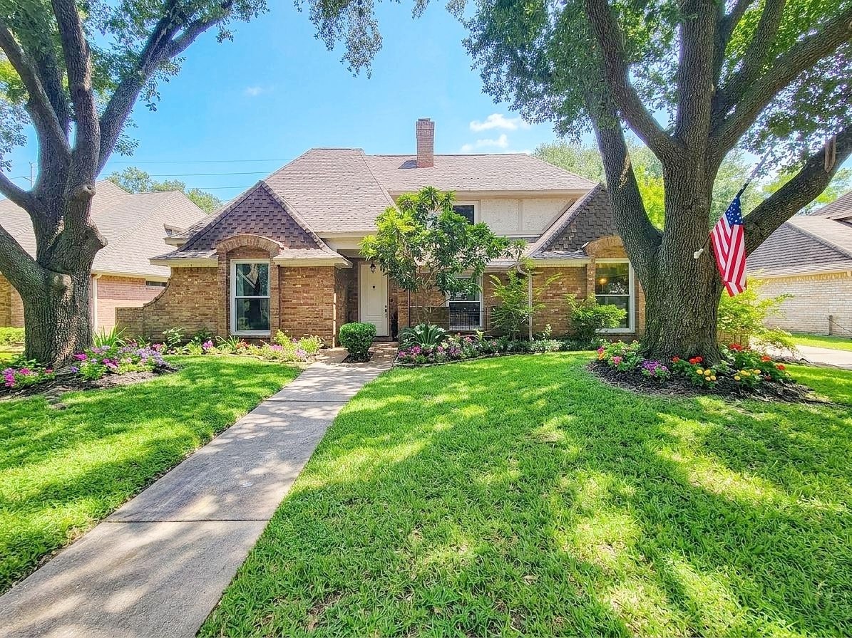 8423 Burwood Park Drive