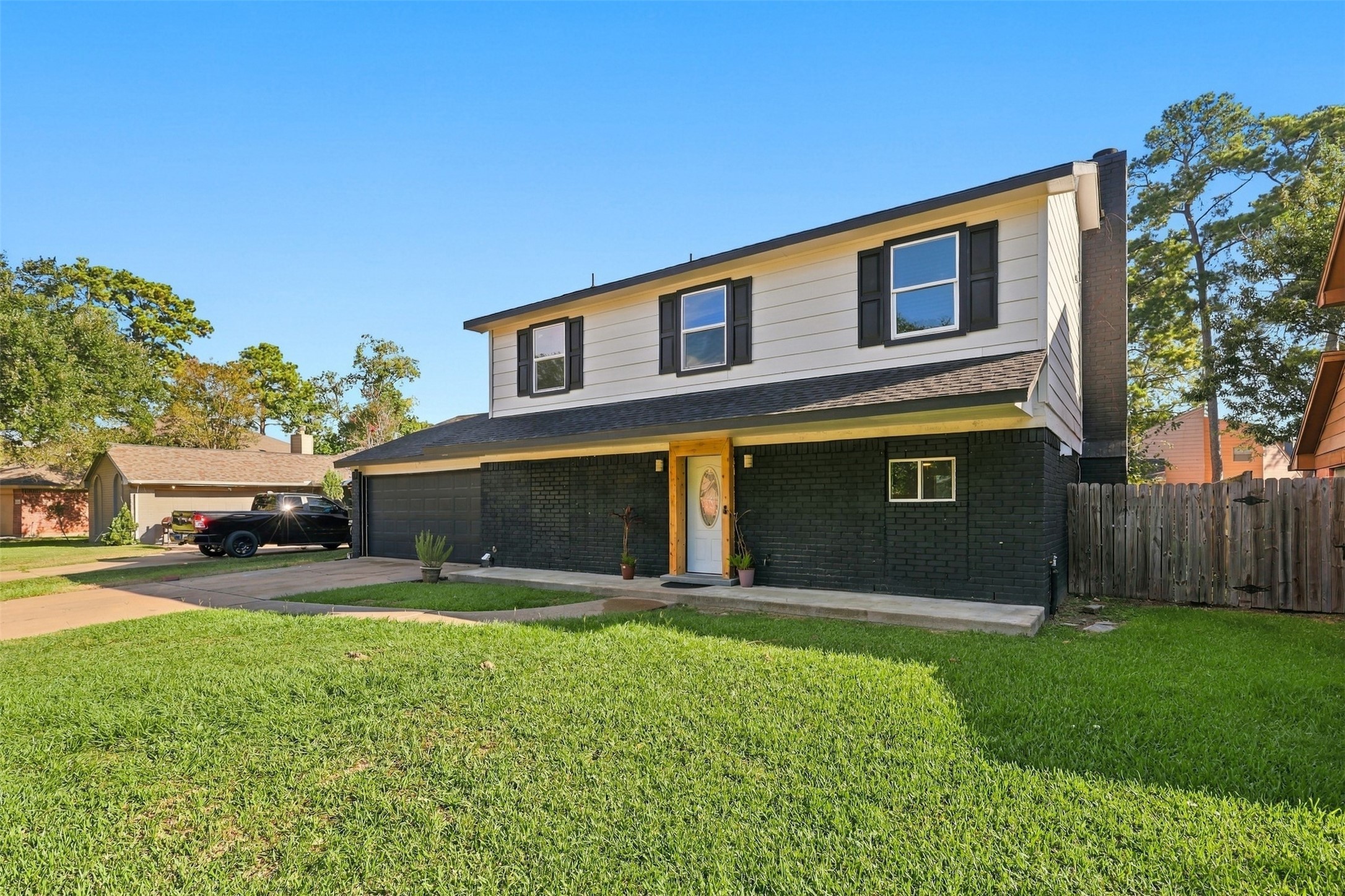 Listing photo 3