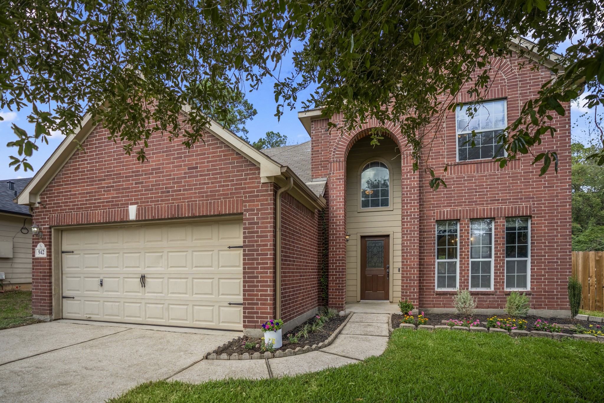 942 Oak Glen Drive