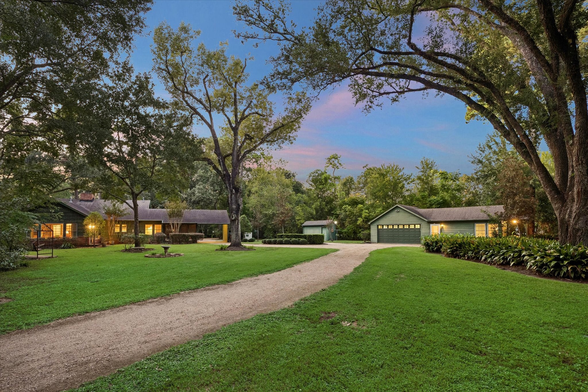 26 W Rivercrest Drive