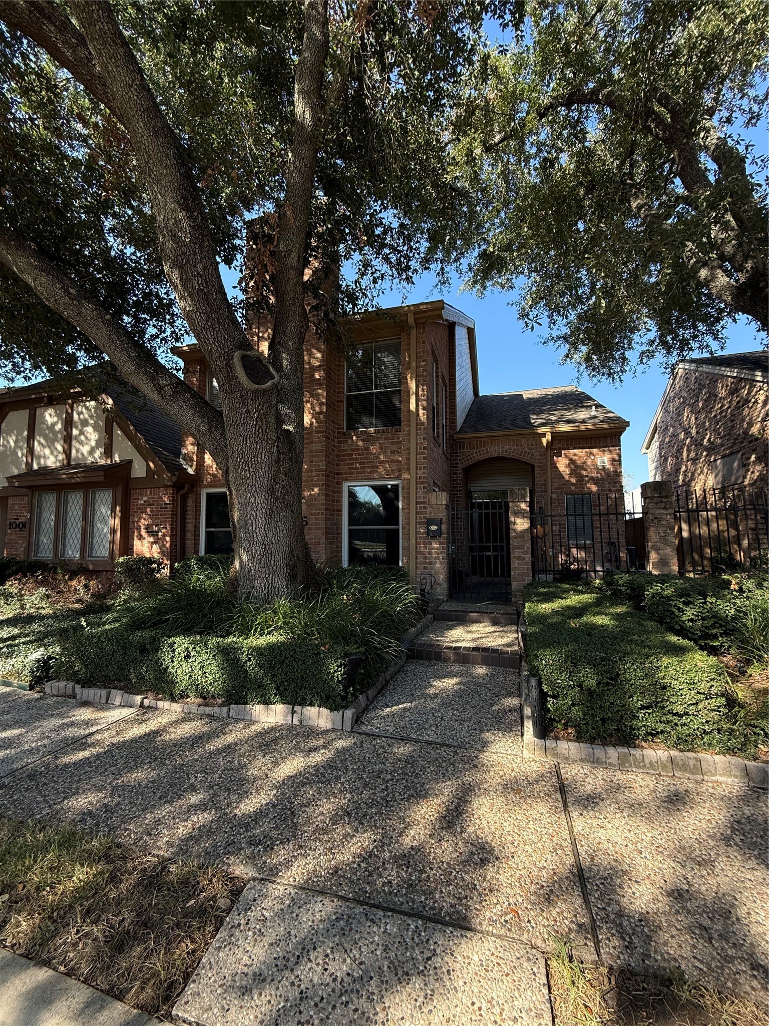 10005 Kemp Forest Drive