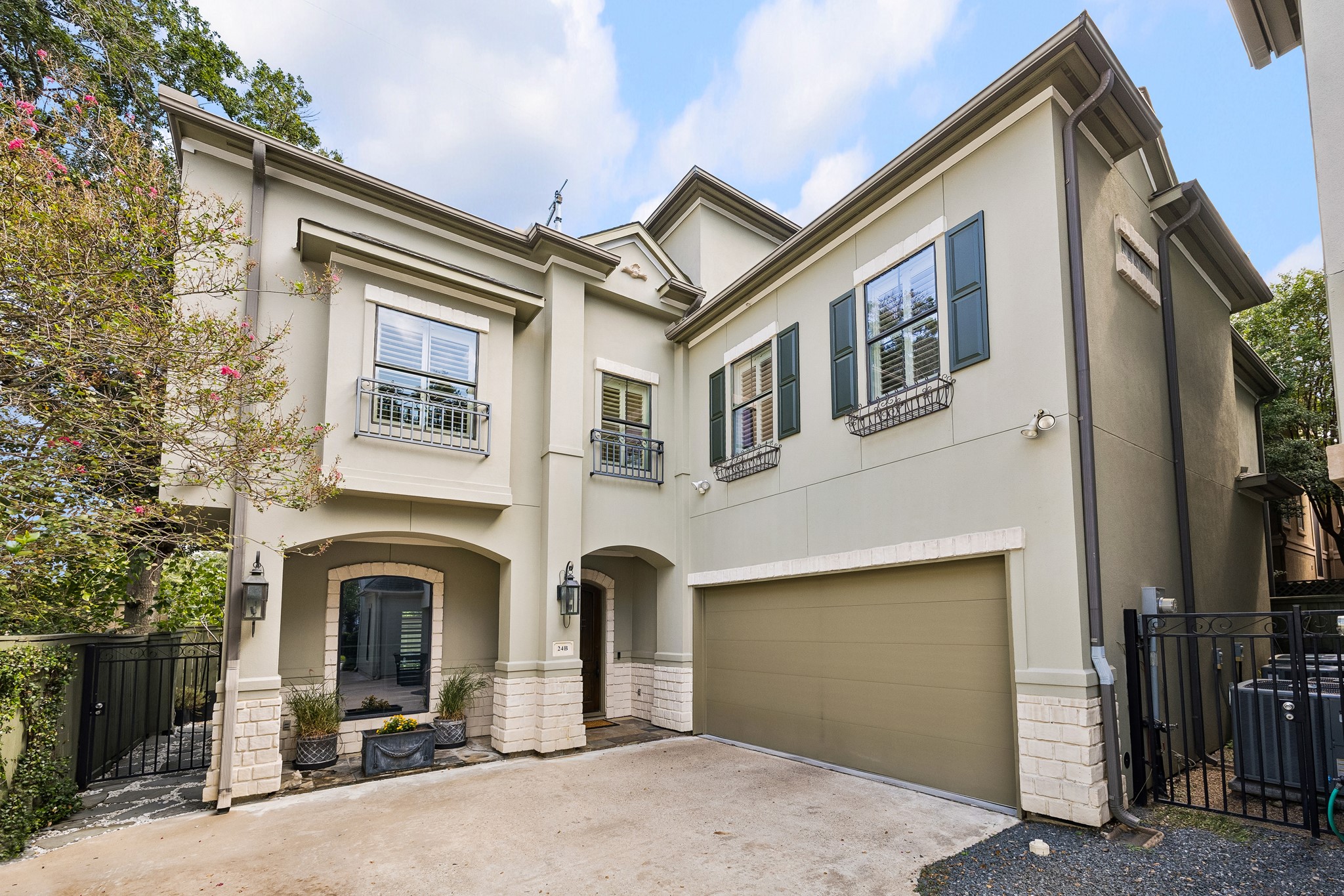24 Hackberry Lane