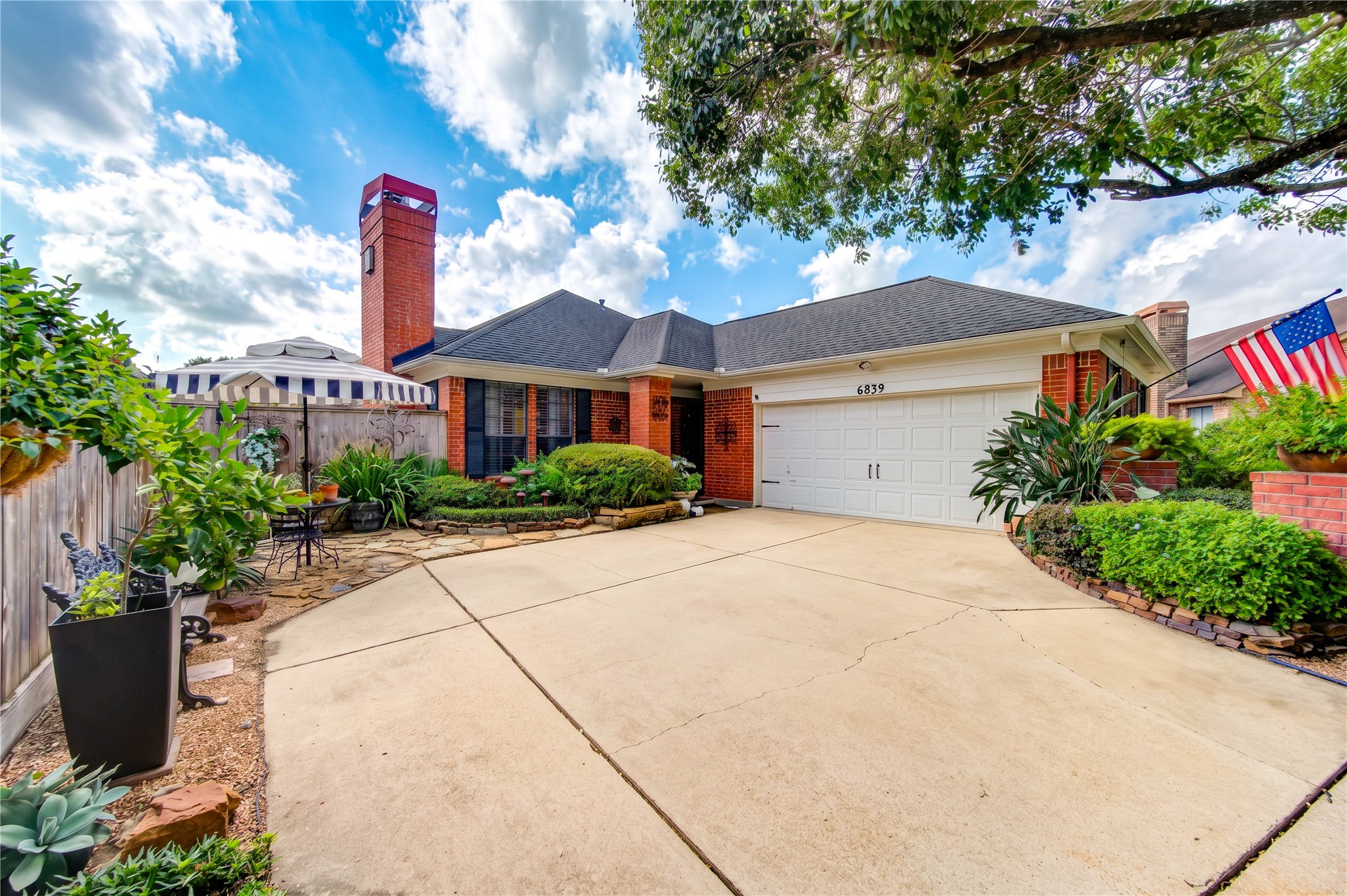 6839 Hertford Park Drive