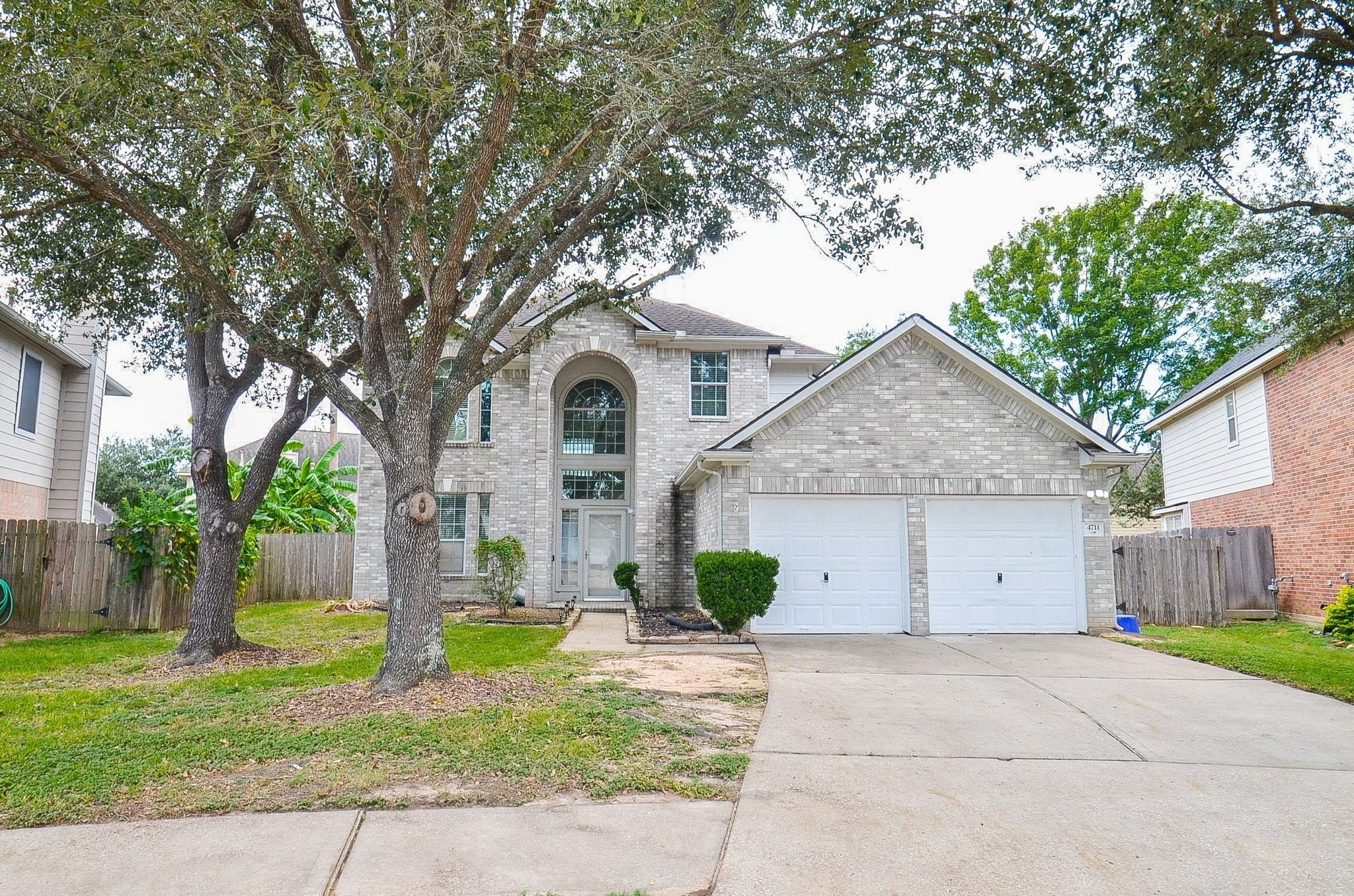 4711 Autumn Dawn Way