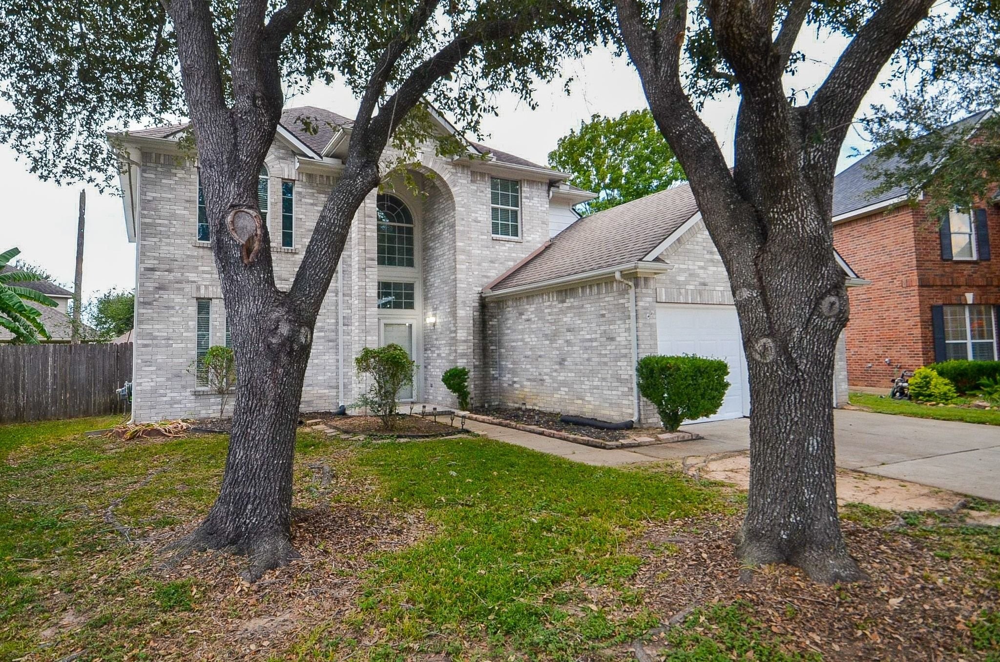 Listing photo 3