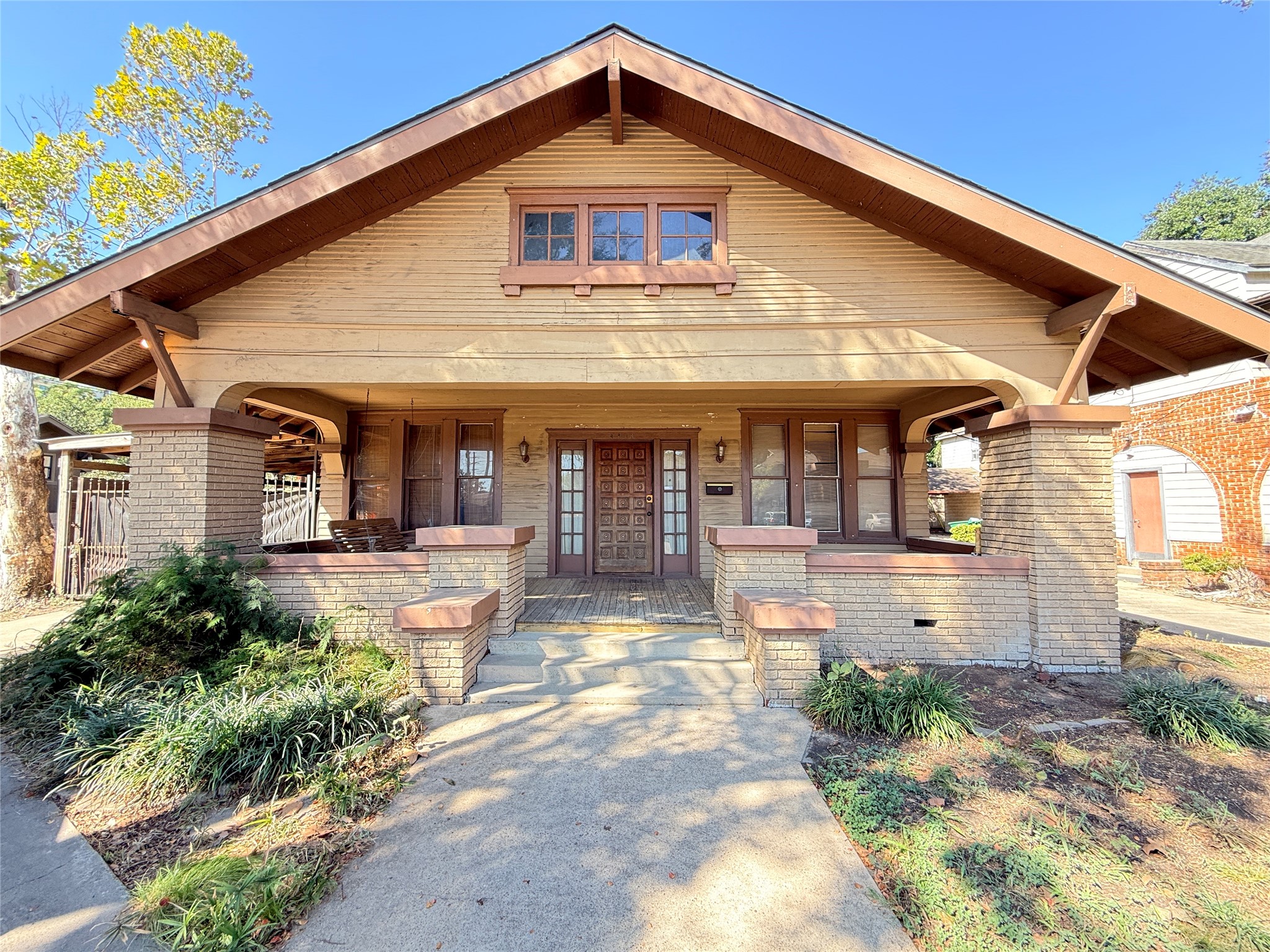4418 Stanford Street