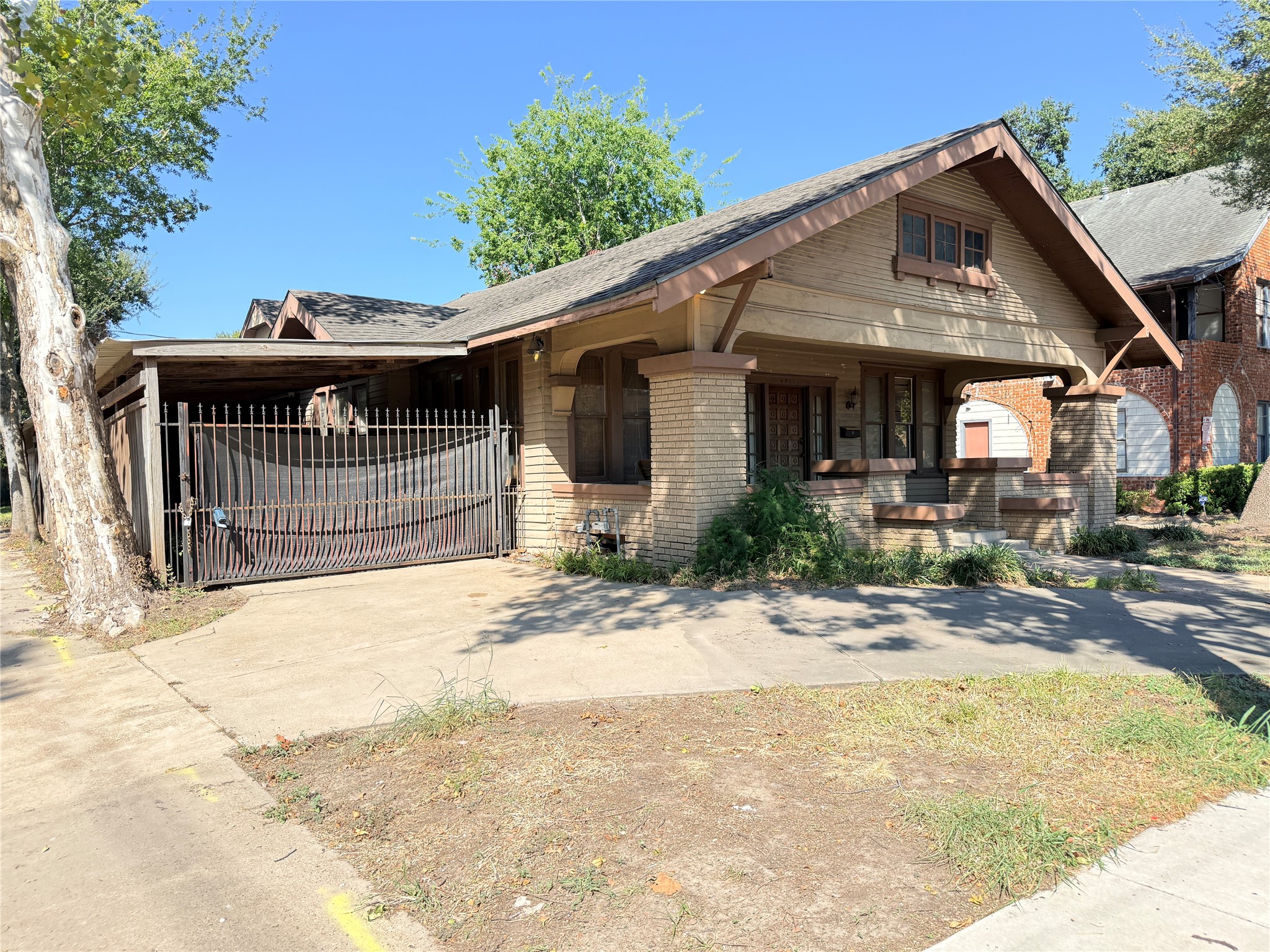 Listing photo 3