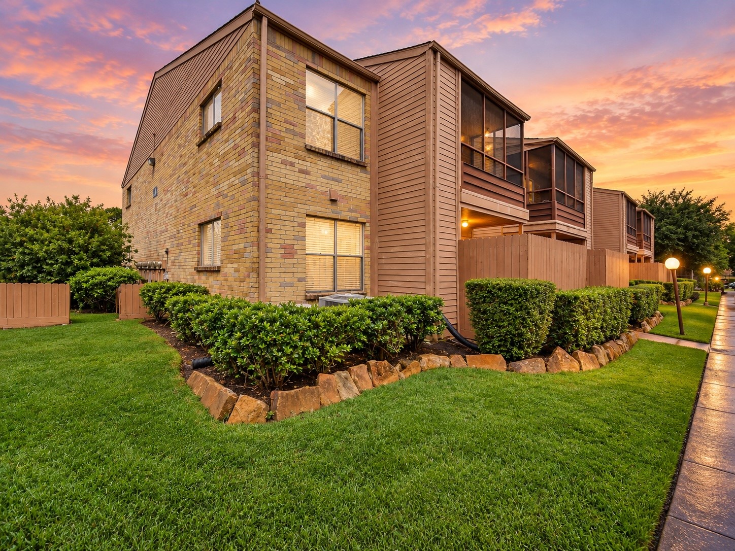 10555 Turtlewood Court