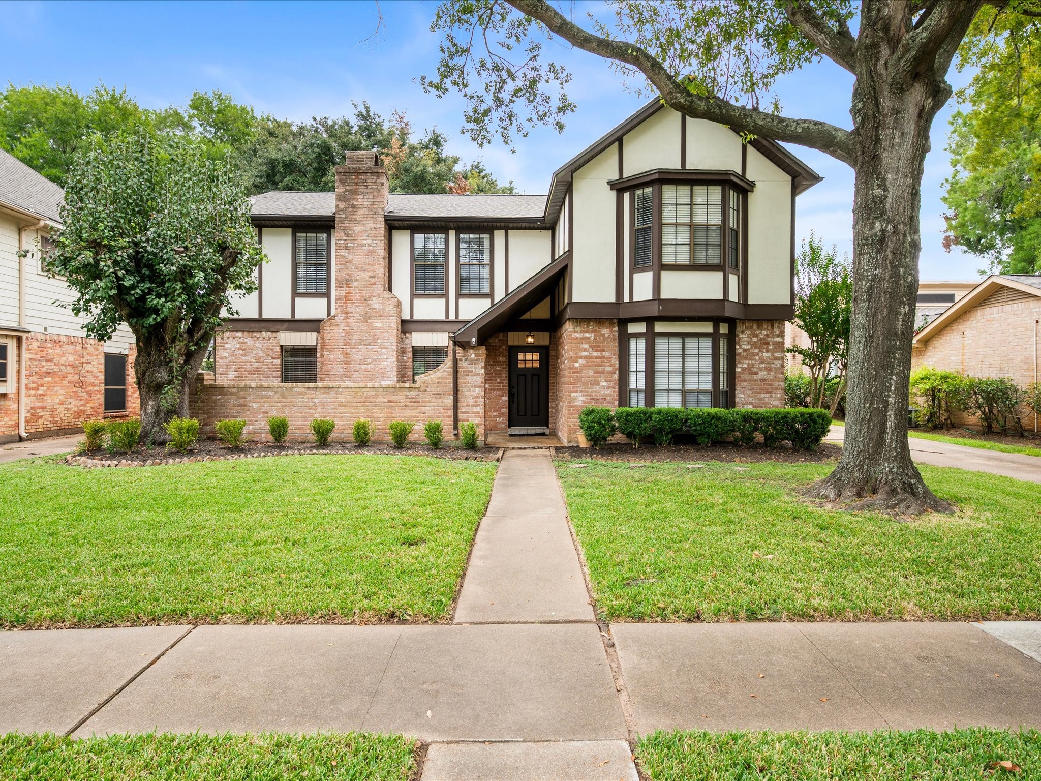 2715 River Birch Drive