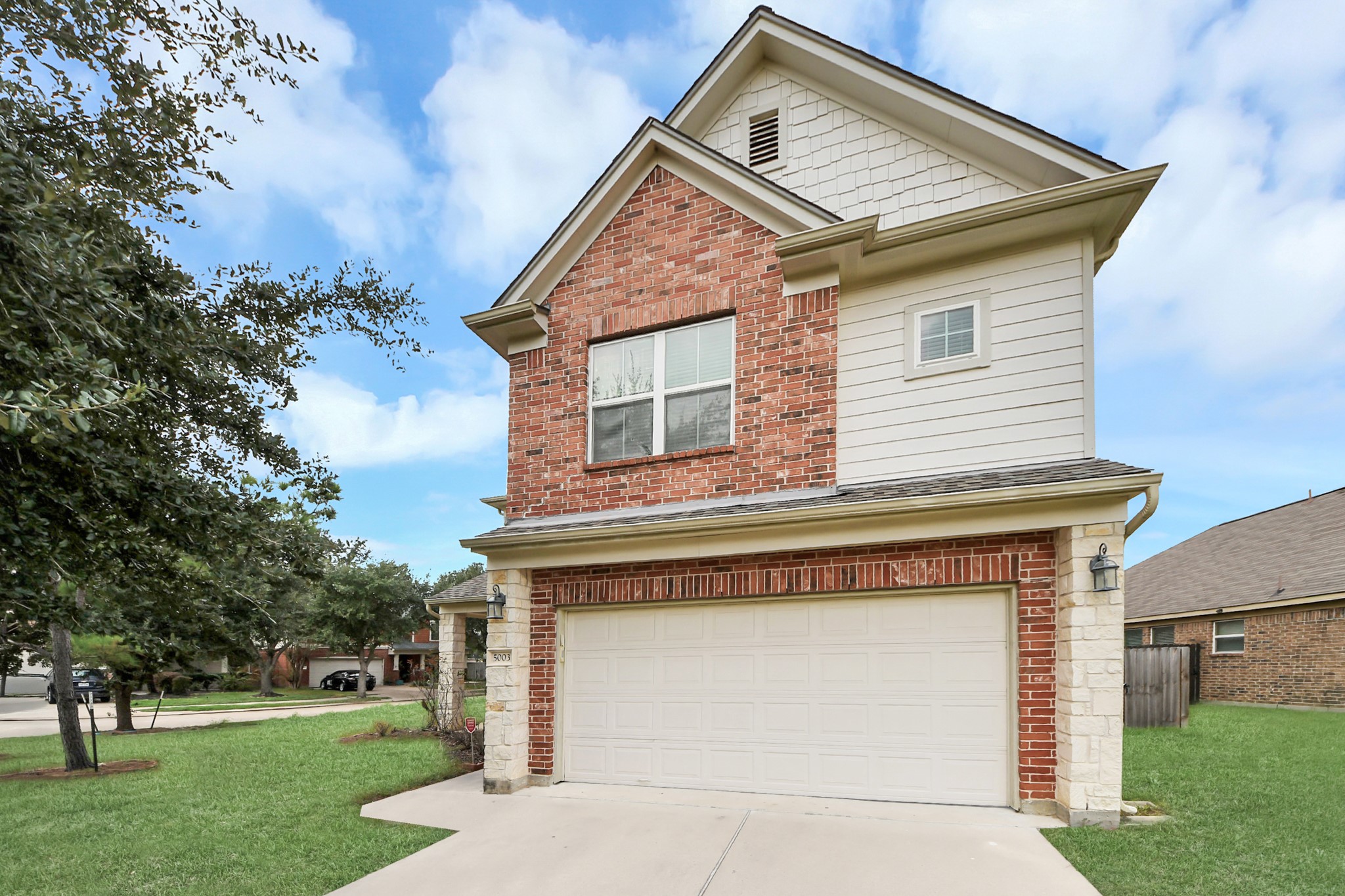 5003 Forest Moss Court