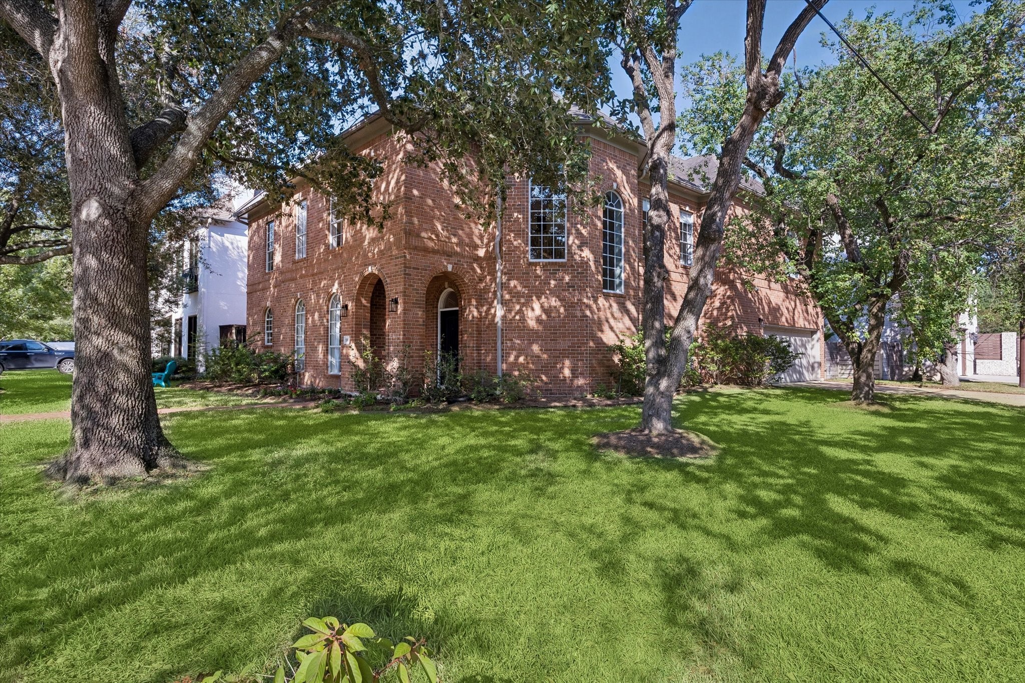 551 S 2nd Street