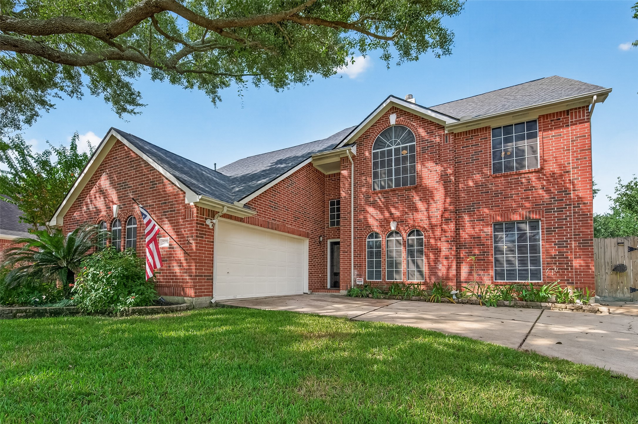 2806 Manito Circle
