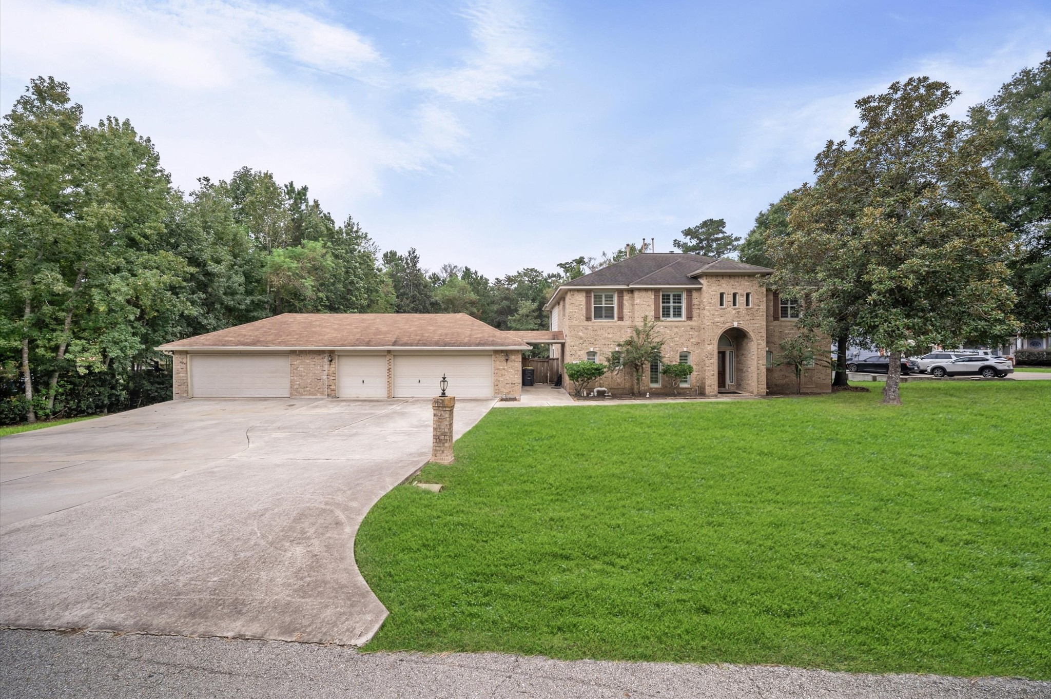 Listing photo 3