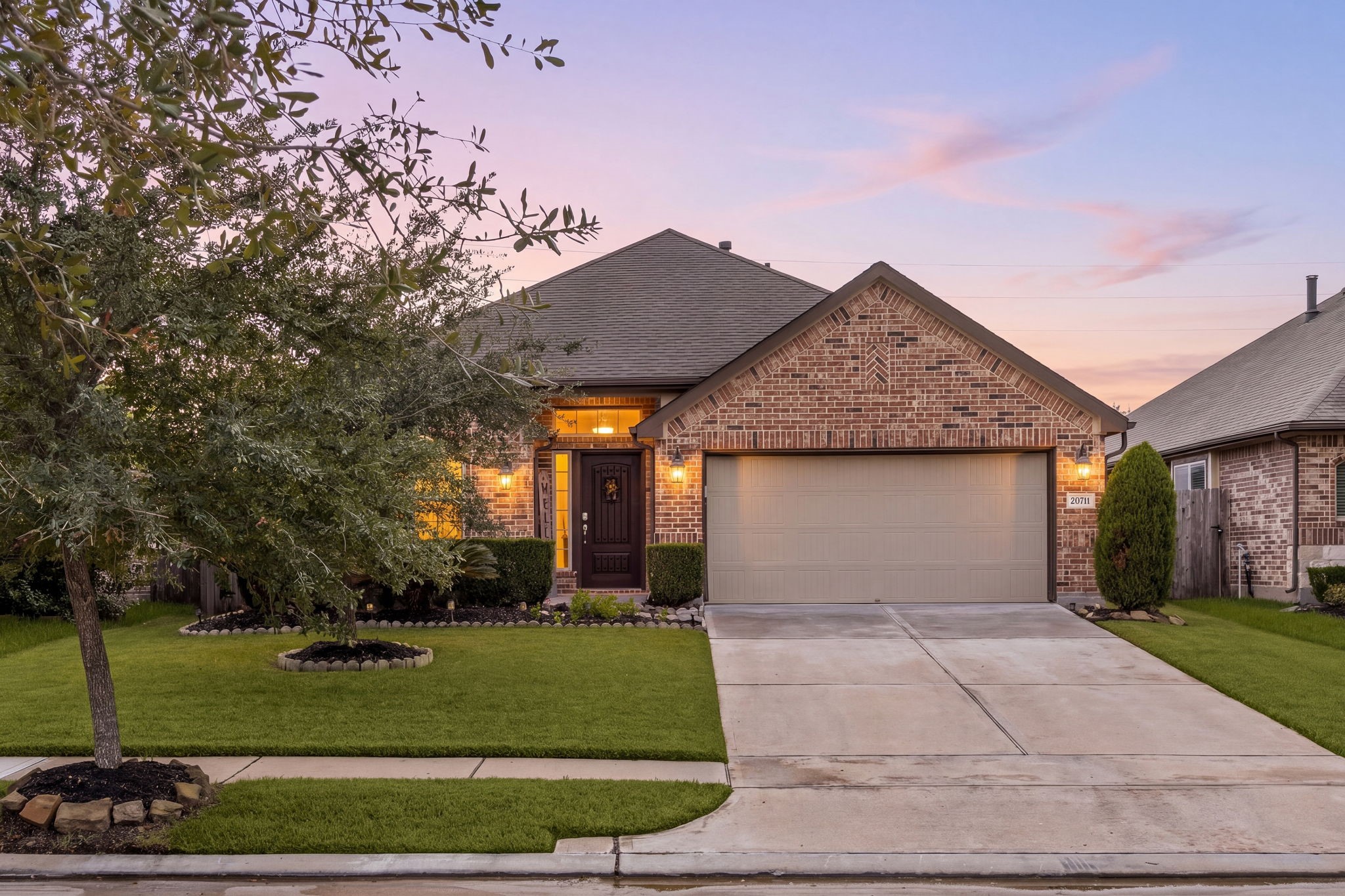 20711 Cactus Lake Lane