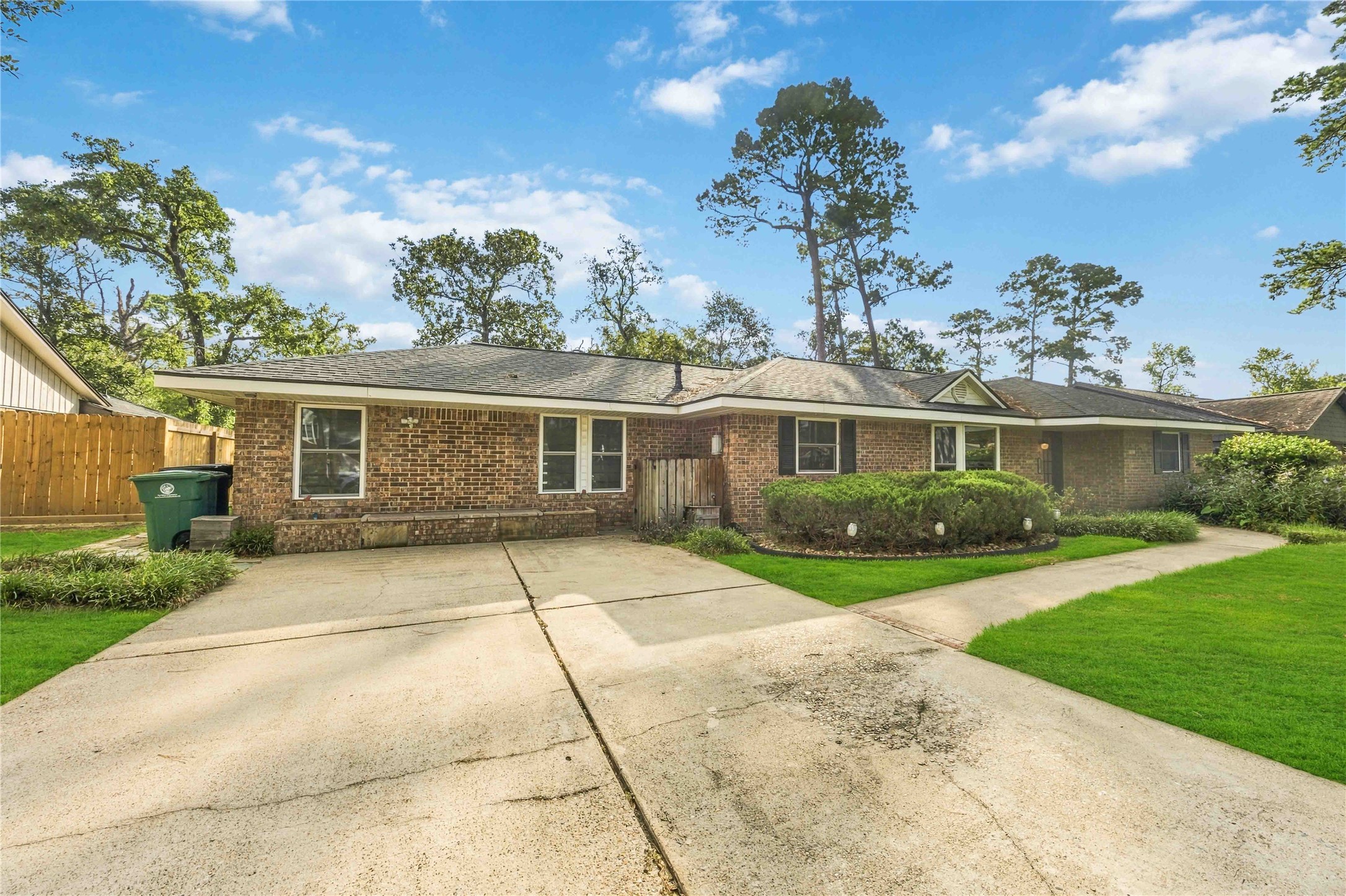 1302 Chestnut Ridge Road