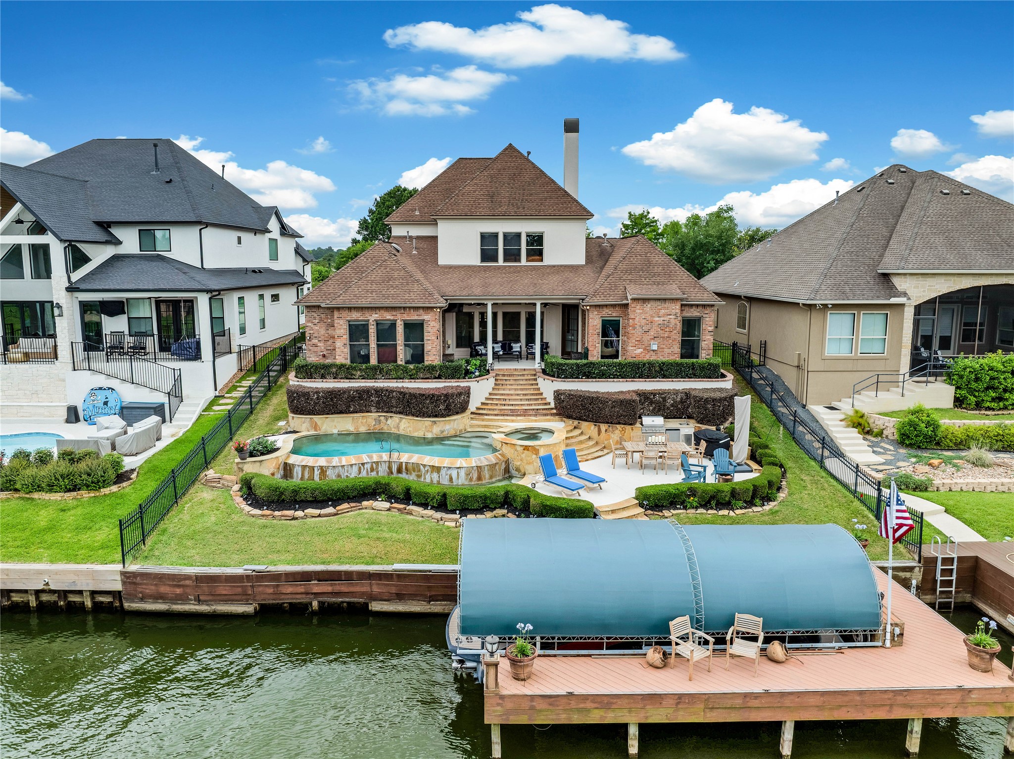 12320 White Oak Point