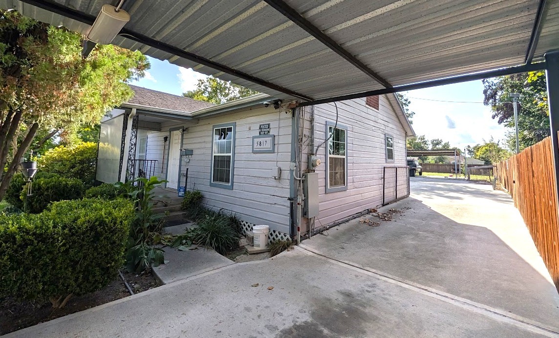 Listing photo 3