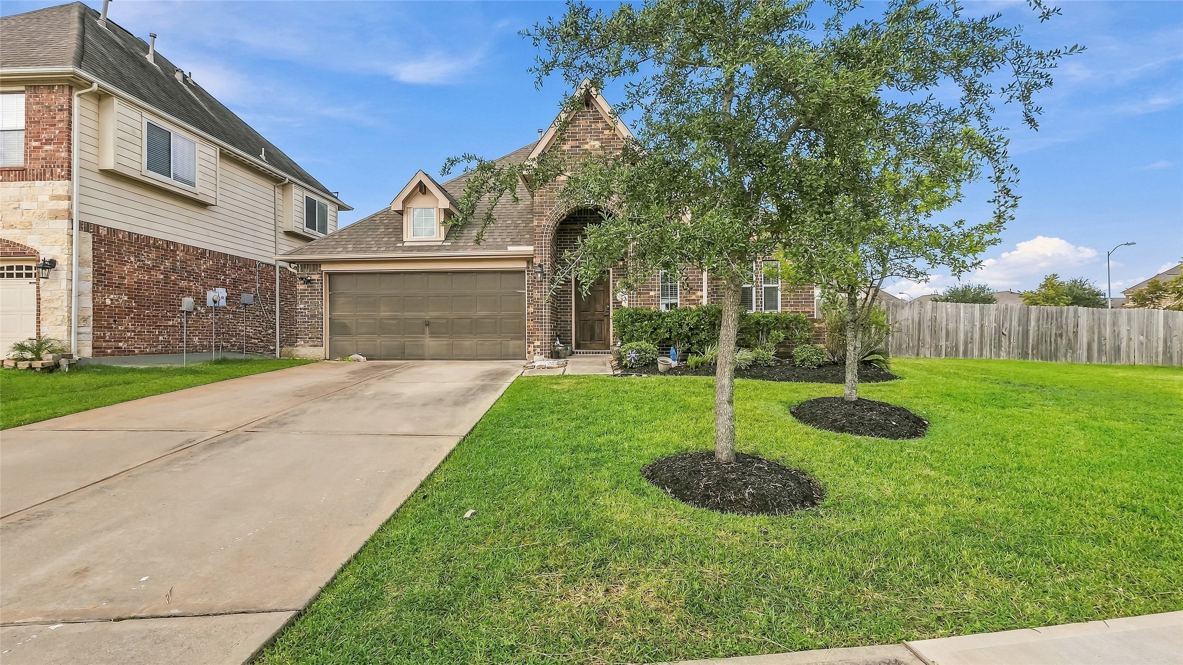 5622 Jay Thrush Drive
