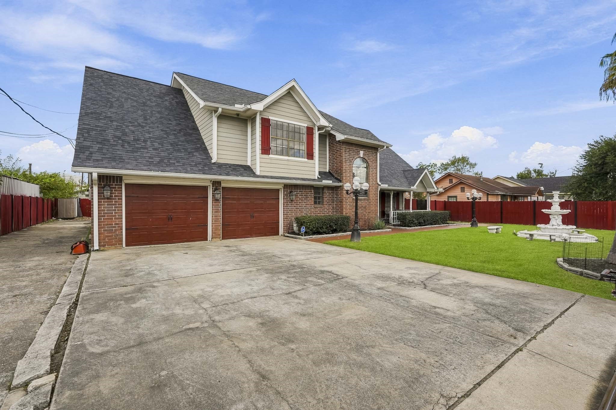 Listing photo 2