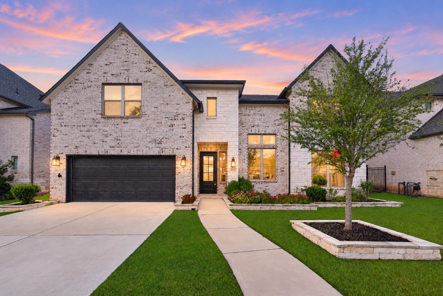 2511 Falling Fig Lane