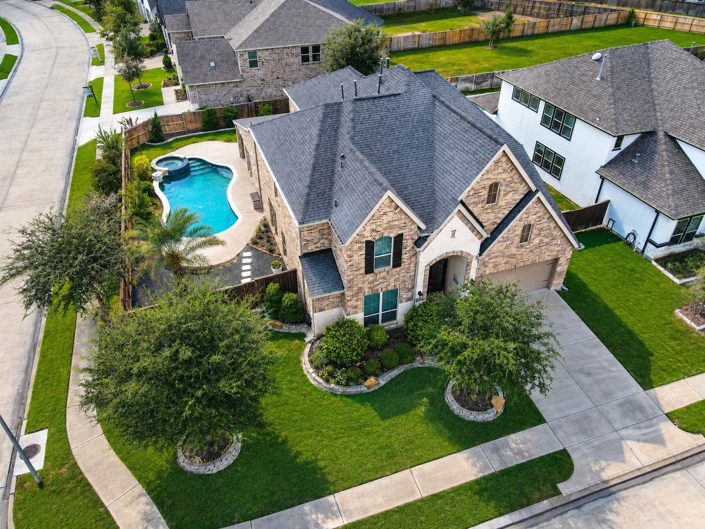 2803 Acorn Way